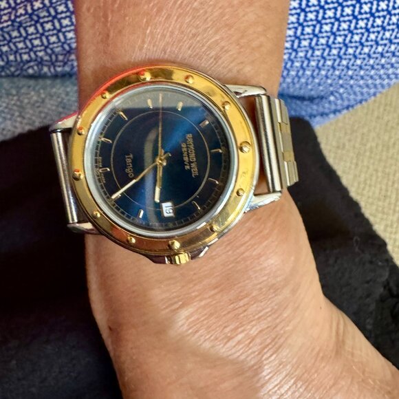 Raymond Weil Genève Tango – 36mm Two-Tone Blue Dial - Picture 4 of 6